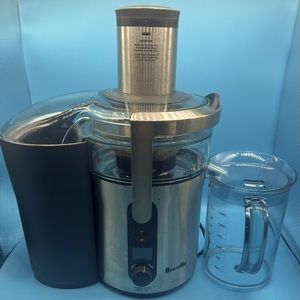 Breville Juicer